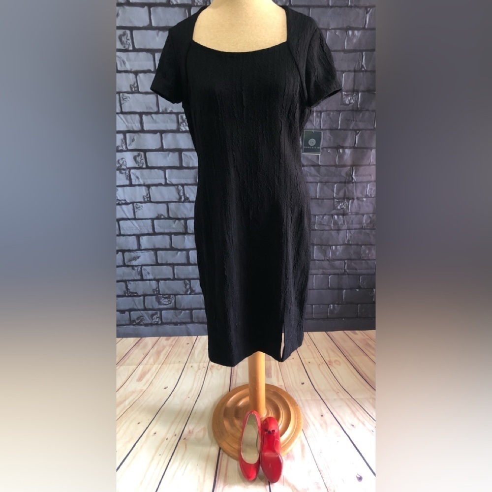 Woman’s DONCASTER Collection Black Dress Size 12